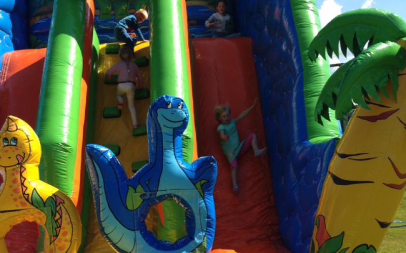 Dino Slide